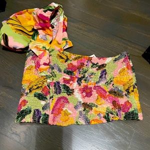Zara One Shoulder Crop Rouged colorful Top